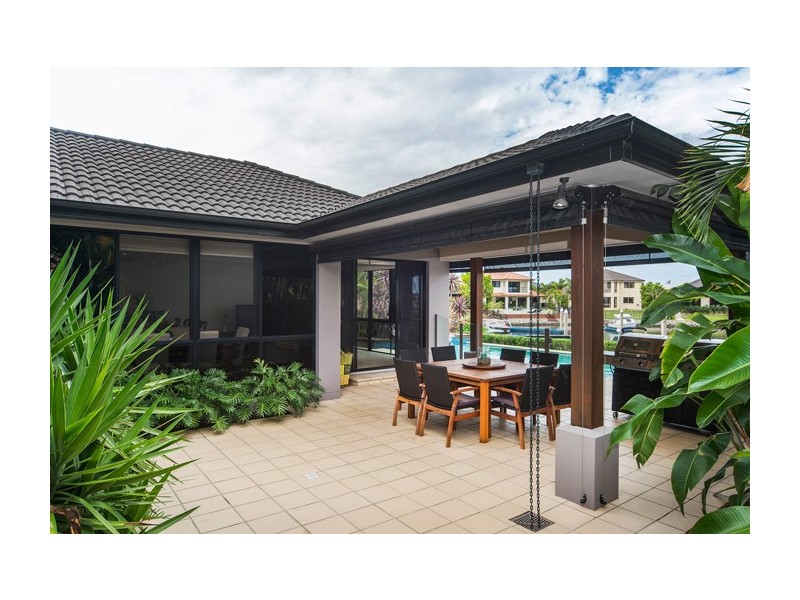 26 Calmwater Crescent, Helensvale QLD 4212