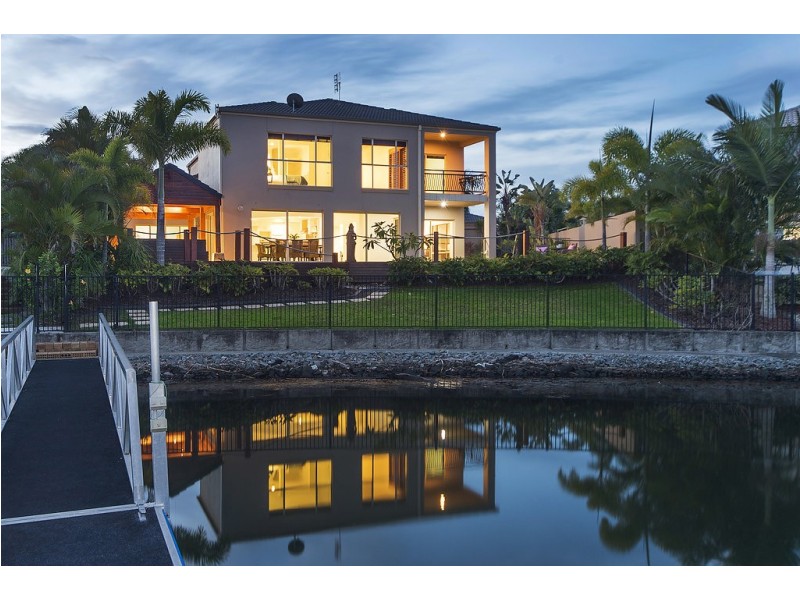 50 Calmwater Crescent, Helensvale QLD 4212