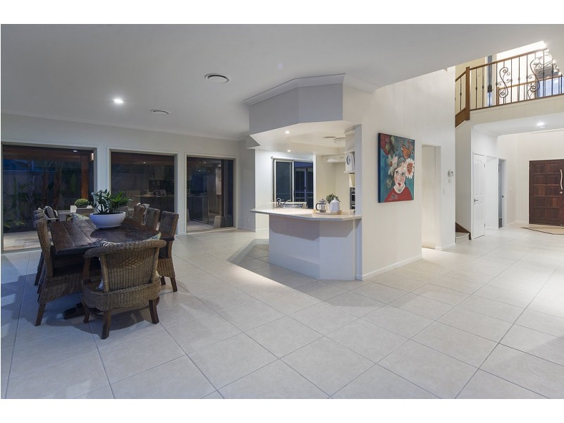 50 Calmwater Crescent, Helensvale QLD 4212