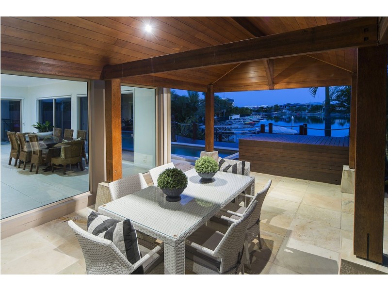50 Calmwater Crescent, Helensvale QLD 4212