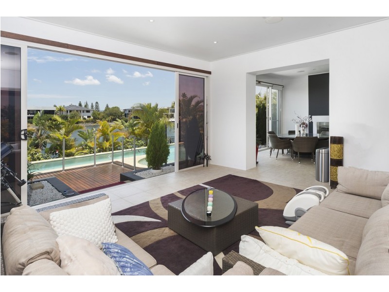 14 Parkview Place, Helensvale QLD 4212