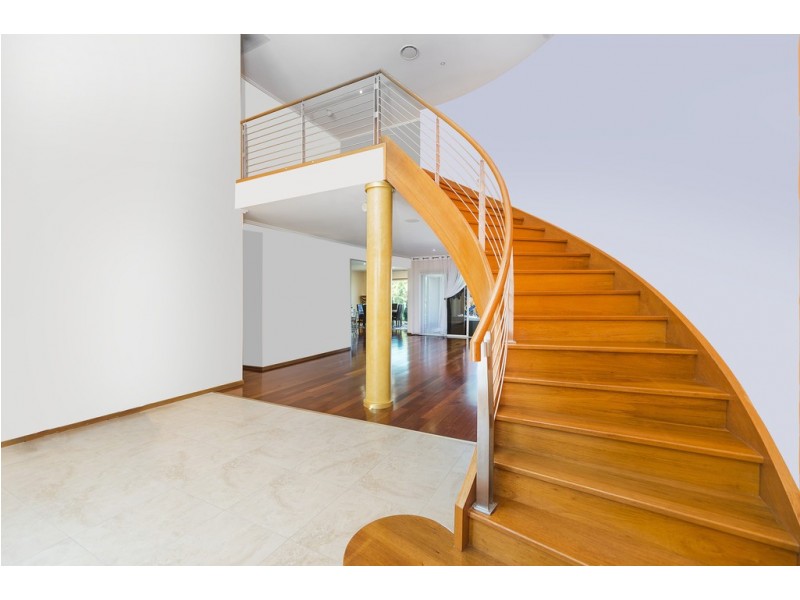 14 Parkview Place, Helensvale QLD 4212