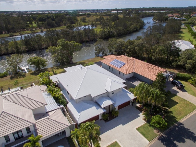 21 Parkview Place, Helensvale QLD 4212