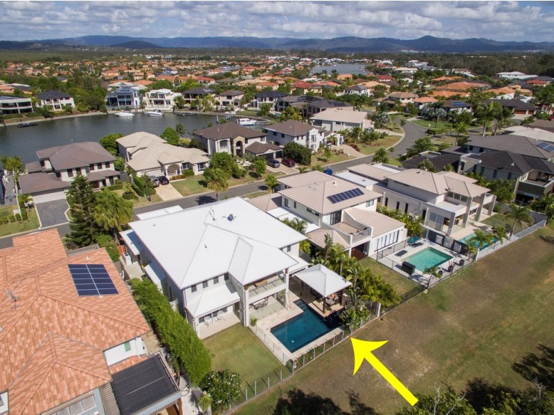 21 Parkview Place, Helensvale QLD 4212