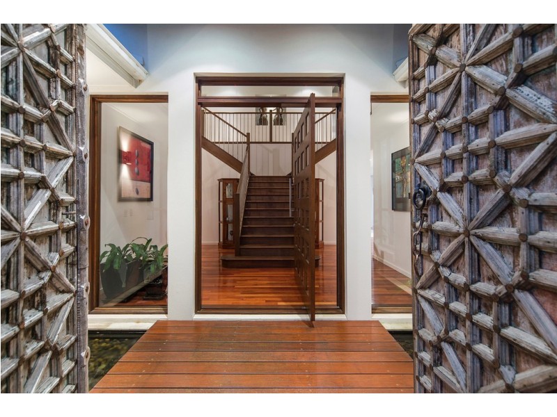 21 Parkview Place, Helensvale QLD 4212