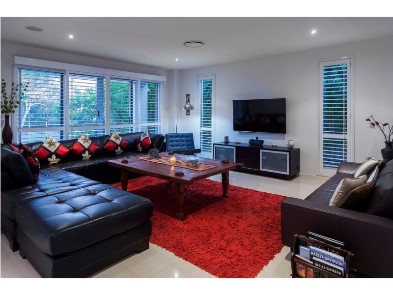 21 Parkview Place, Helensvale QLD 4212