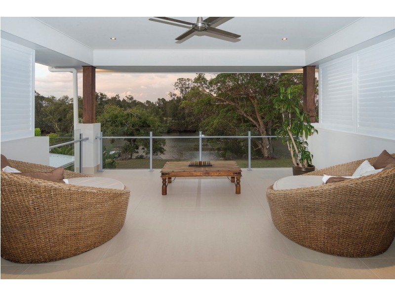 21 Parkview Place, Helensvale QLD 4212