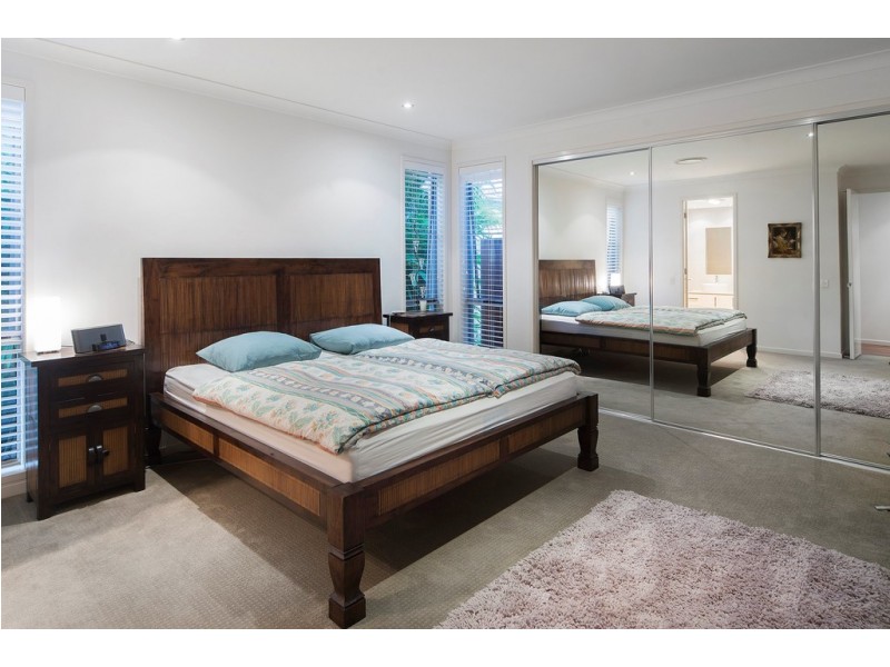 21 Parkview Place, Helensvale QLD 4212