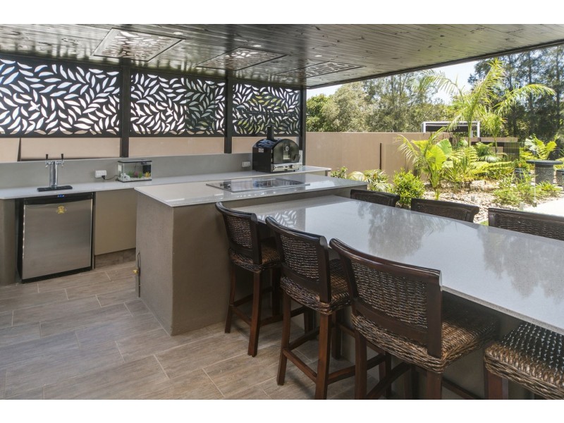 131 The Peninsula, Helensvale QLD 4212