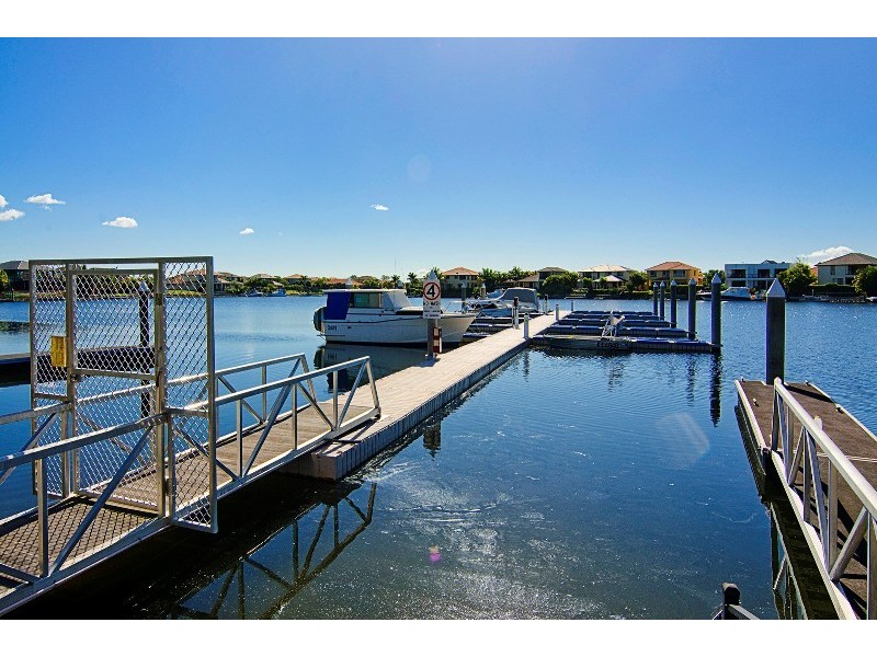 535 Oyster Cove Promenade, Helensvale QLD 4212