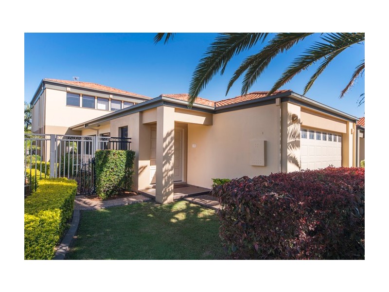 535 Oyster Cove Promenade, Helensvale QLD 4212