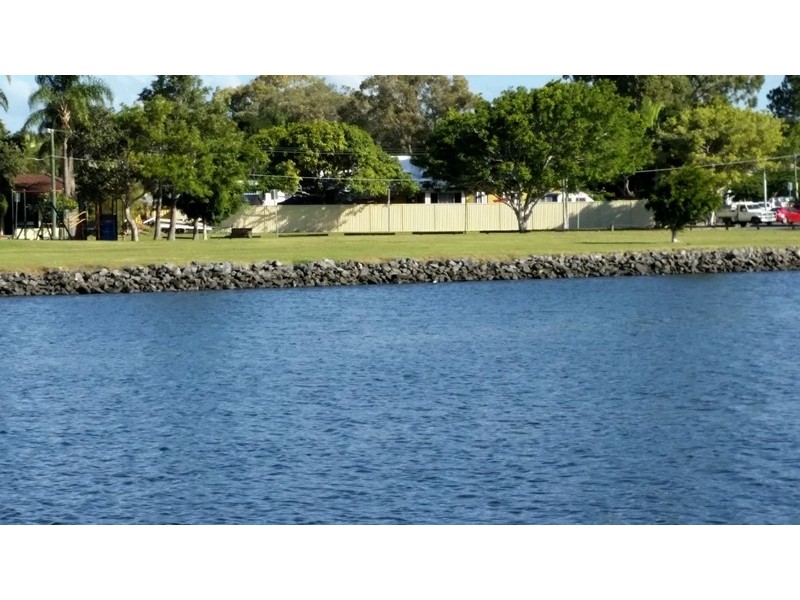 69 Coombe Avenue, Hope Island QLD 4212