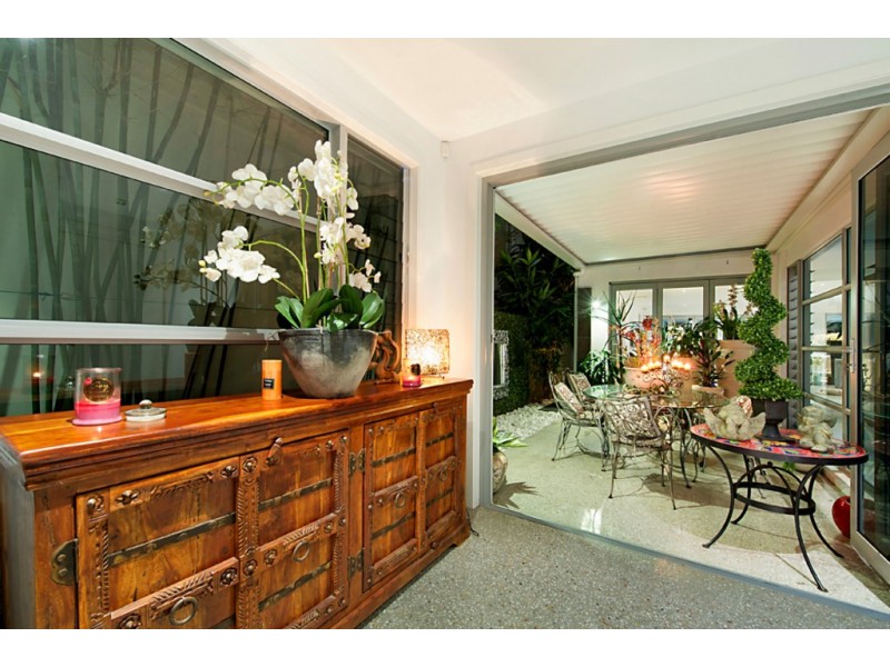 37 Harbourvue Court, Helensvale QLD 4212