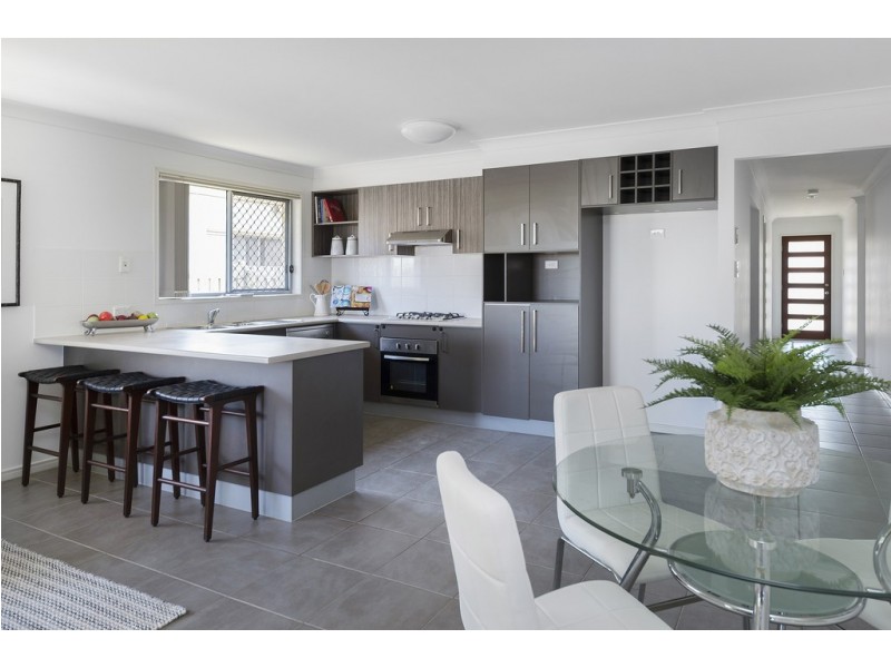 80/19 Santa Barbara Road, Hope Island QLD 4212