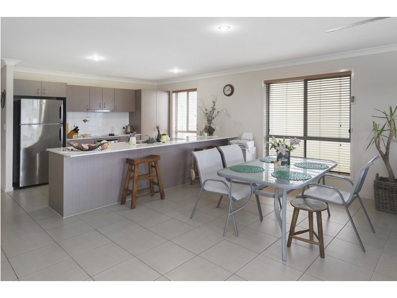 82/19 Santa Barbara Road, Hope Island QLD 4212