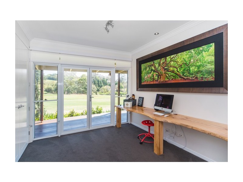 30 St Bernard Terrace, Tamborine Mountain QLD 4272