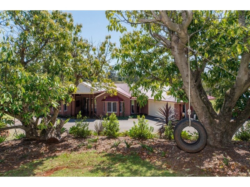 30 St Bernard Terrace, Tamborine Mountain QLD 4272