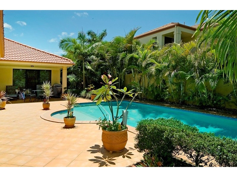 3191 Riverleigh Drive, Hope Island QLD 4212