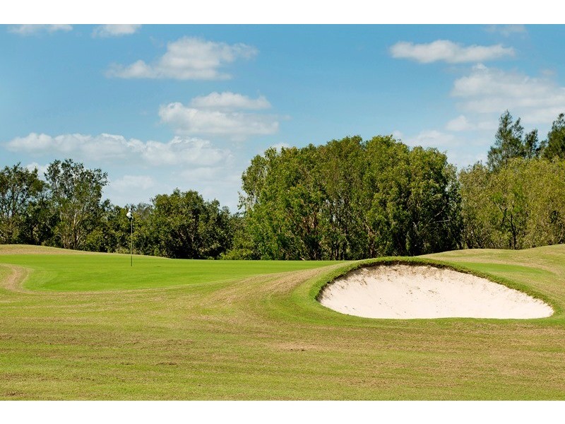 9103 Peter Senior Drive, Hope Island QLD 4212