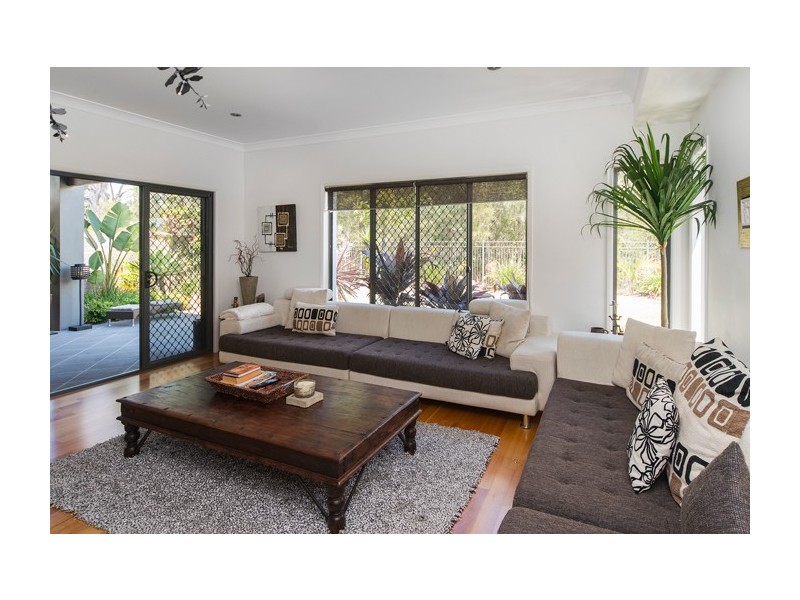 3 Fleetwood Court, Helensvale QLD 4212