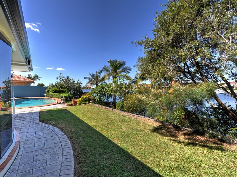 33 Glenwater Crescent, Helensvale QLD 4212