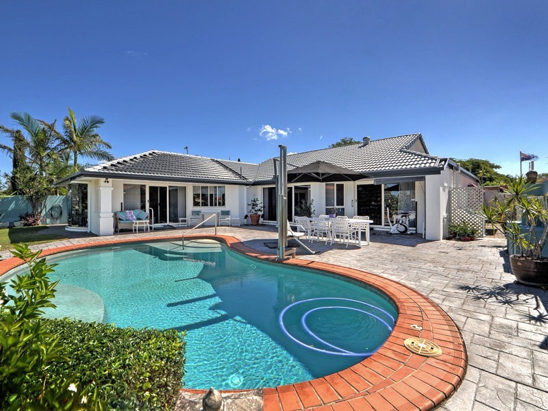 33 Glenwater Crescent, Helensvale QLD 4212