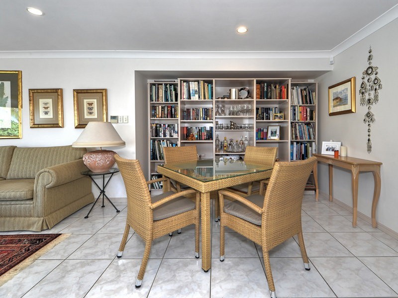 33 Glenwater Crescent, Helensvale QLD 4212