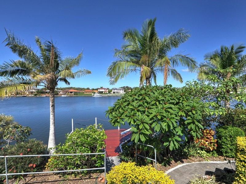 33 Glenwater Crescent, Helensvale QLD 4212