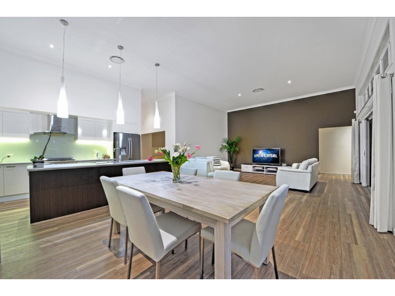 7695 Fairway Boulevard, Hope Island QLD 4212