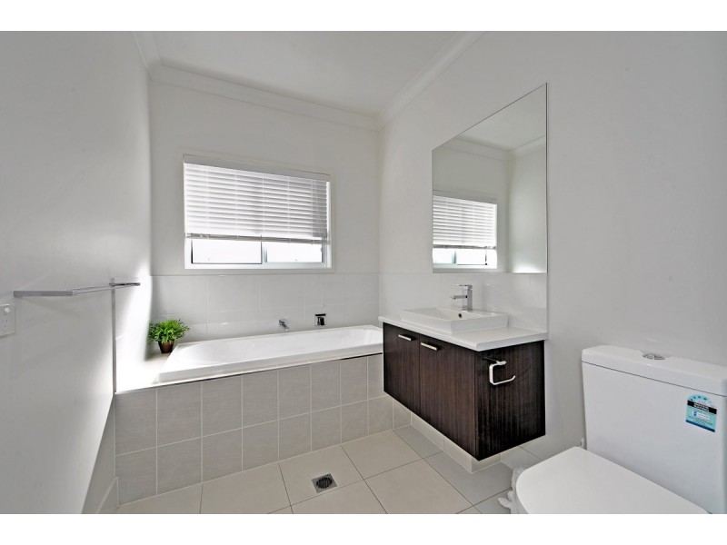 7695 Fairway Boulevard, Hope Island QLD 4212