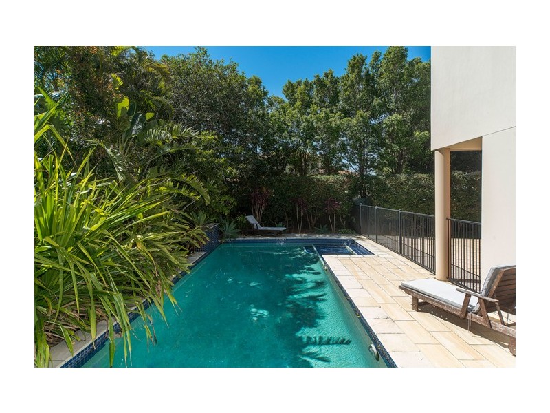 1646 Riverdale Court, Hope Island QLD 4212