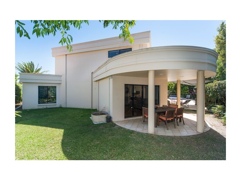 1646 Riverdale Court, Hope Island QLD 4212