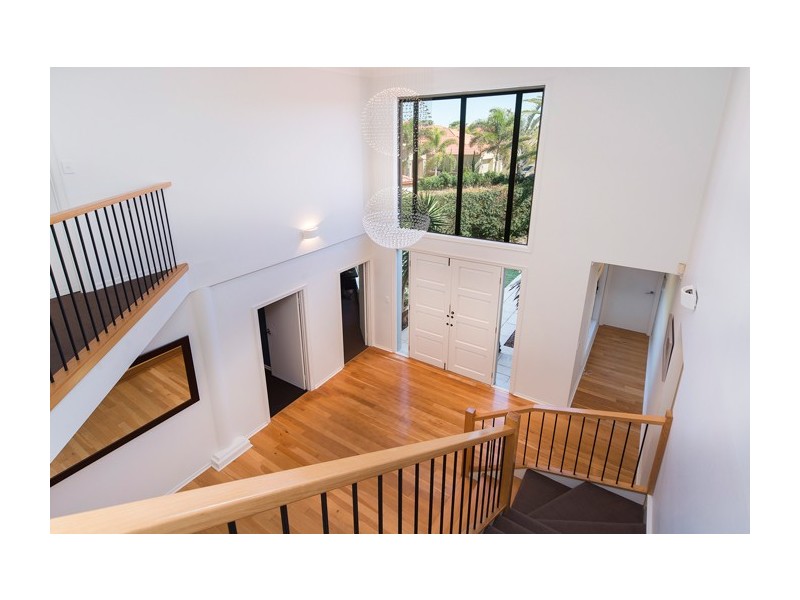 1646 Riverdale Court, Hope Island QLD 4212