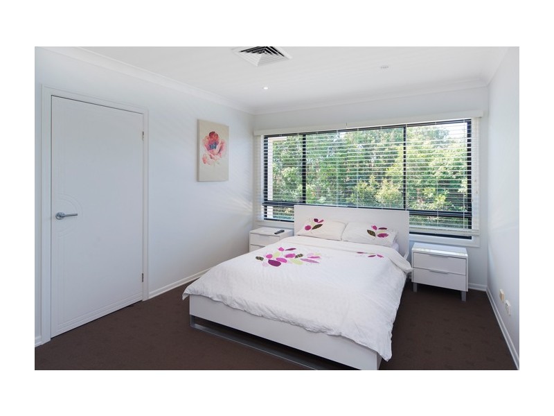 1646 Riverdale Court, Hope Island QLD 4212