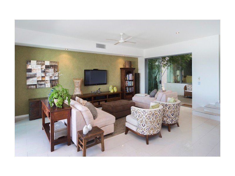 34 Onshore Place, Helensvale QLD 4212
