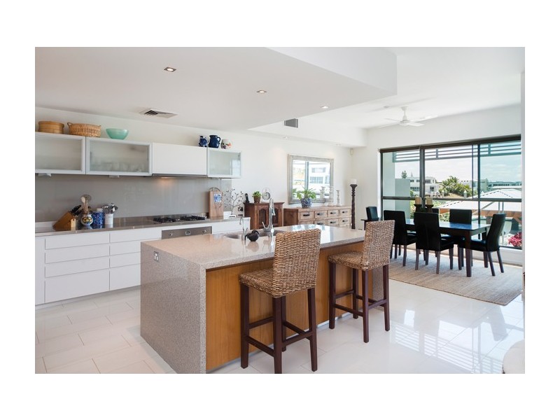 34 Onshore Place, Helensvale QLD 4212