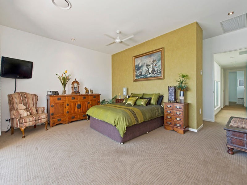 34 Onshore Place, Helensvale QLD 4212