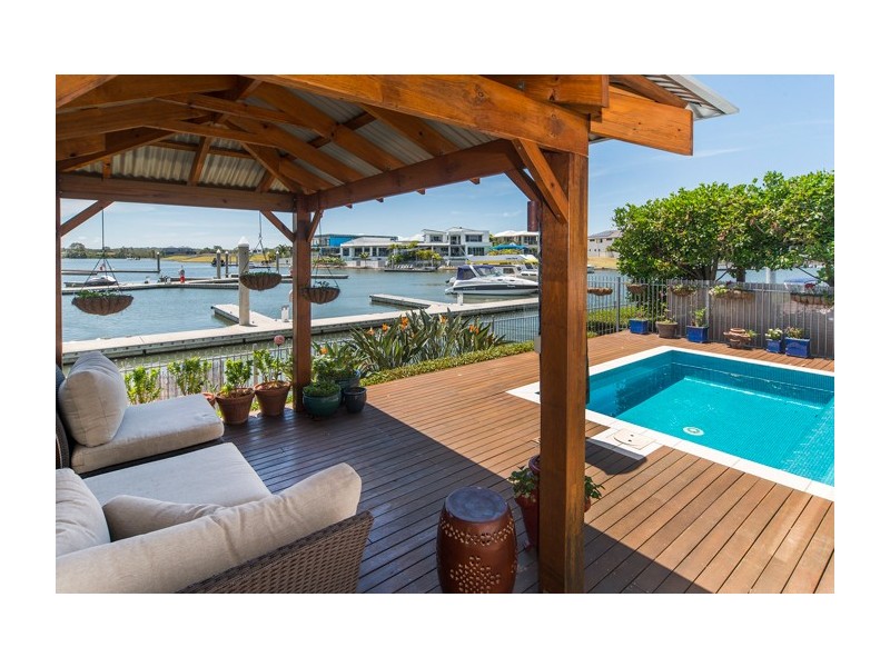 34 Onshore Place, Helensvale QLD 4212