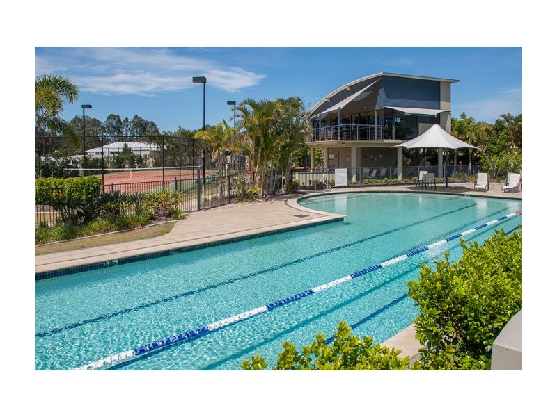 144 The Peninsula, Helensvale QLD 4212