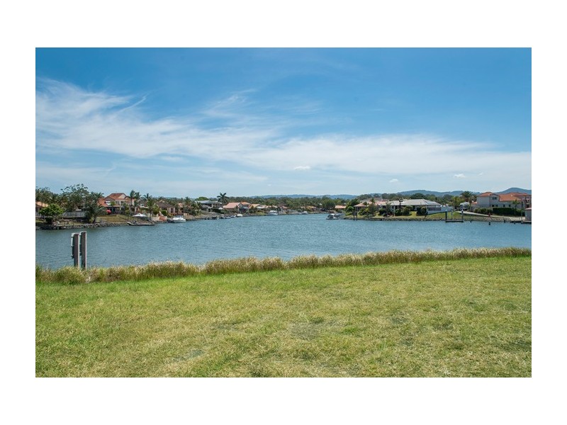 144 The Peninsula, Helensvale QLD 4212