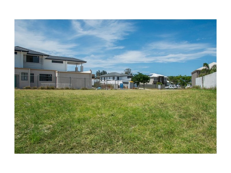 144 The Peninsula, Helensvale QLD 4212