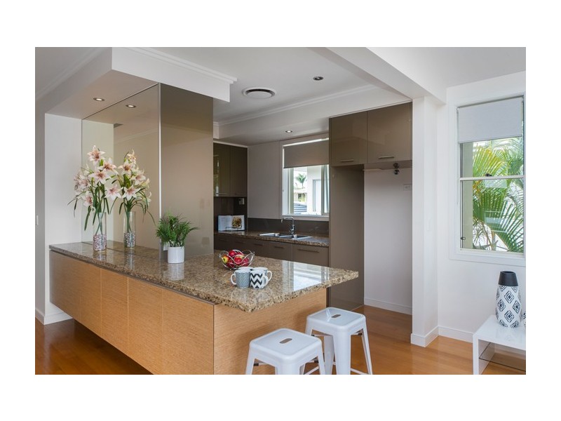 6011 Calardo Avenue, Hope Island QLD 4212