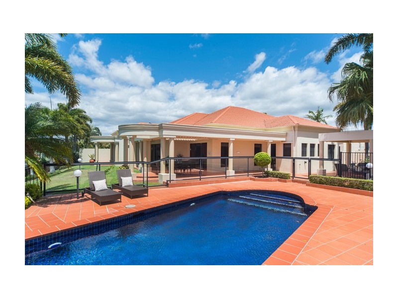 1109 Beechwood Drive, Hope Island QLD 4212