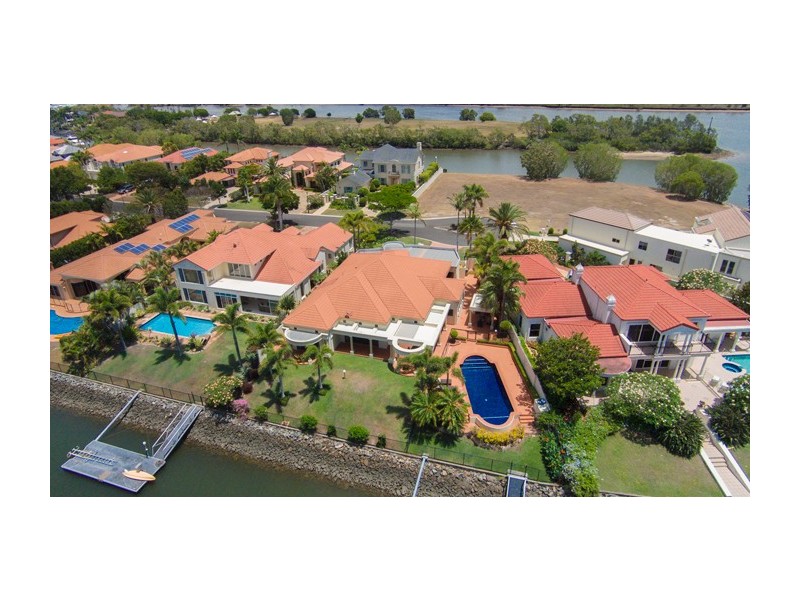 1109 Beechwood Drive, Hope Island QLD 4212