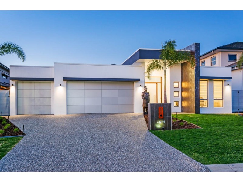 2211 Taromeo Court, Hope Island QLD 4212