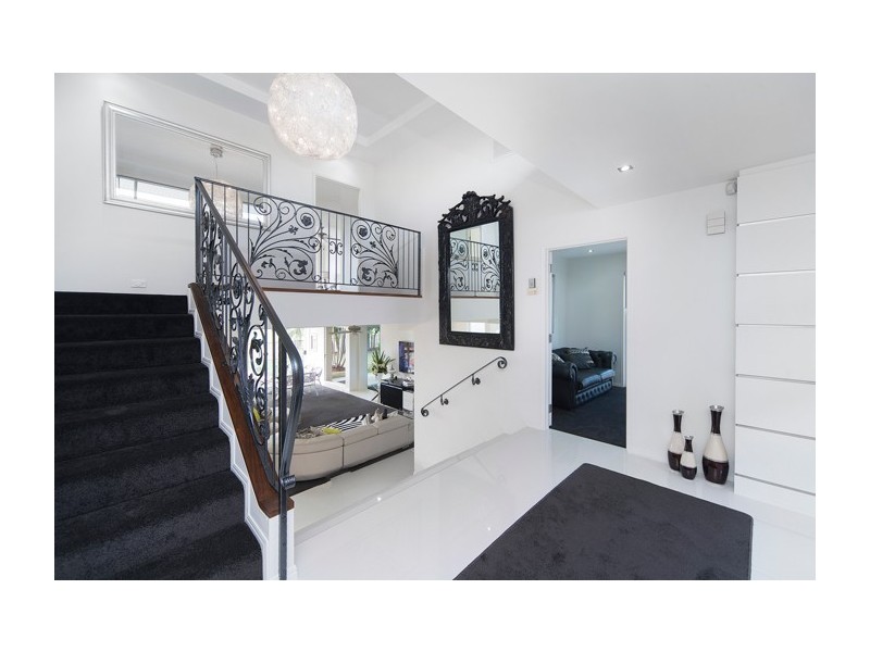 4625 The Parkway, Sanctuary Cove QLD 4212