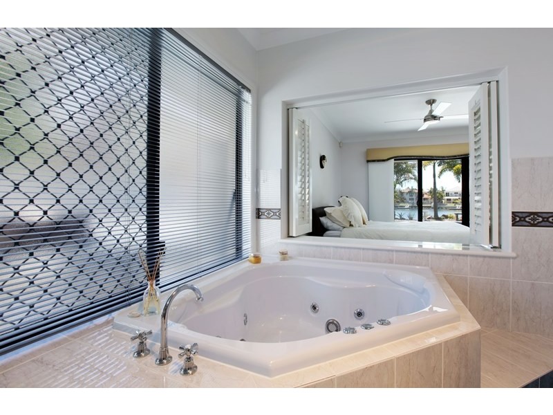 3 Windchimes Way, Helensvale QLD 4212