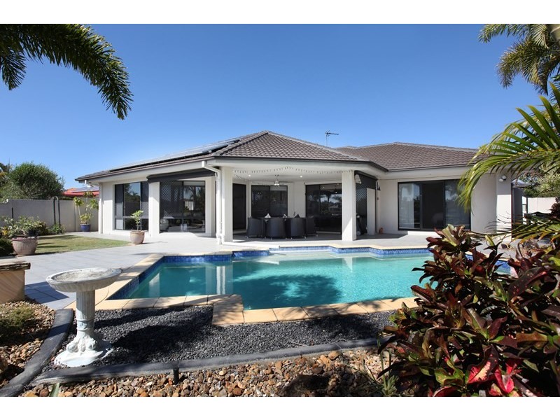 3 Windchimes Way, Helensvale QLD 4212