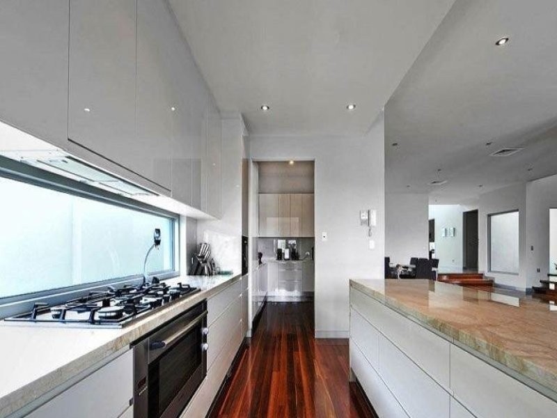 1012 Edgecliff Drive, Sanctuary Cove QLD 4212