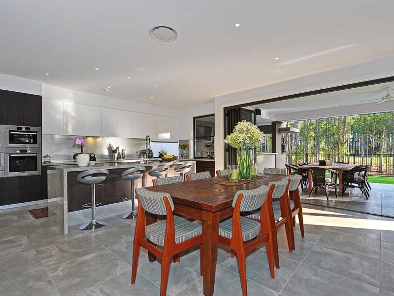 2257 Banksia Lakes Drive, Sanctuary Cove QLD 4212